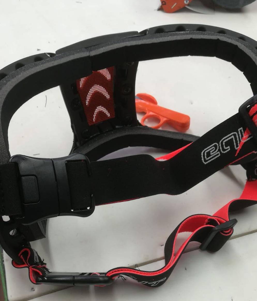 eVysor eQuick paardenmasker met 100% UV-bescherming tegen uveïtis - oranje spiegel