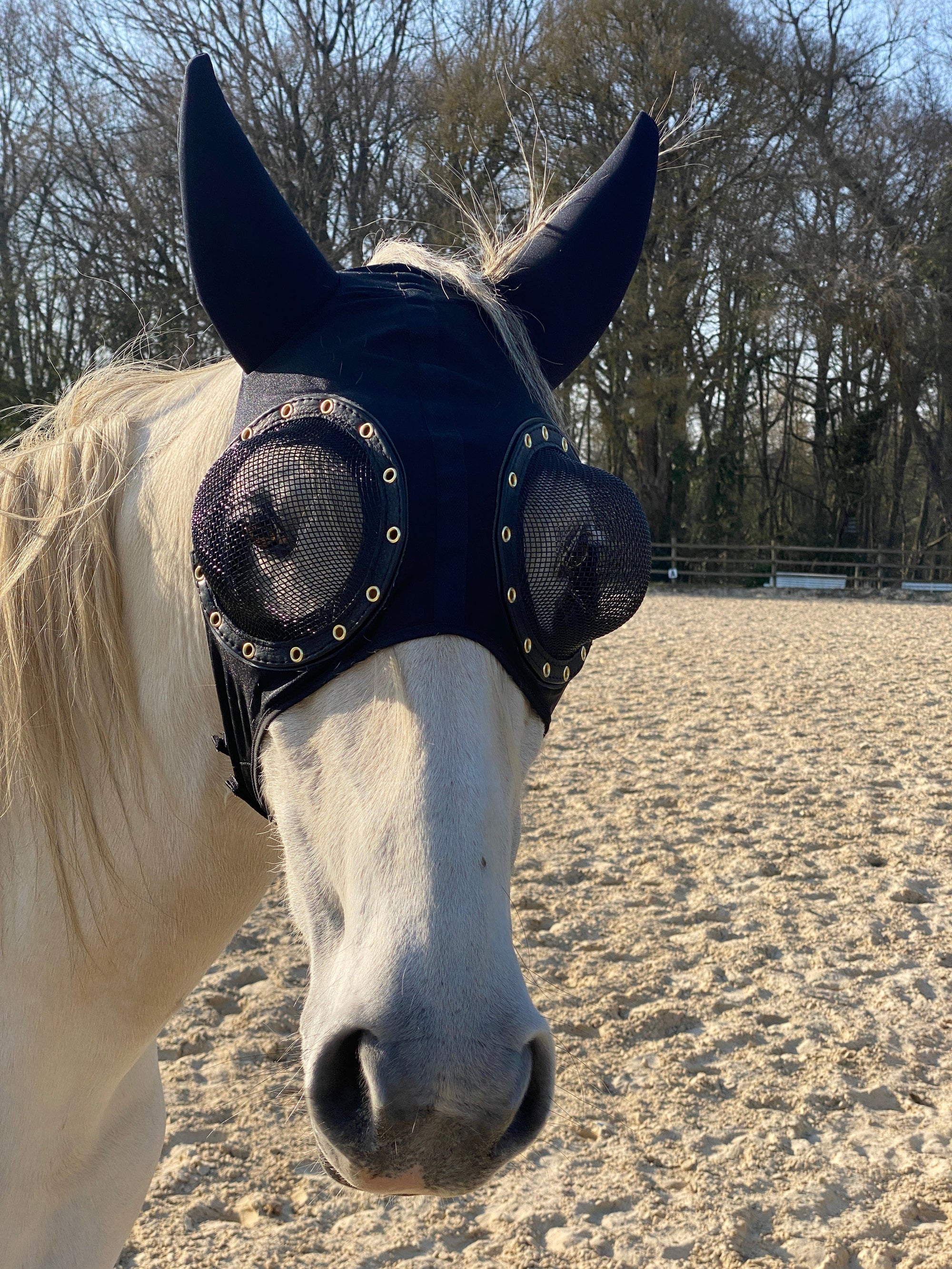 Zilco-masker, model Airlite met oorkappen
