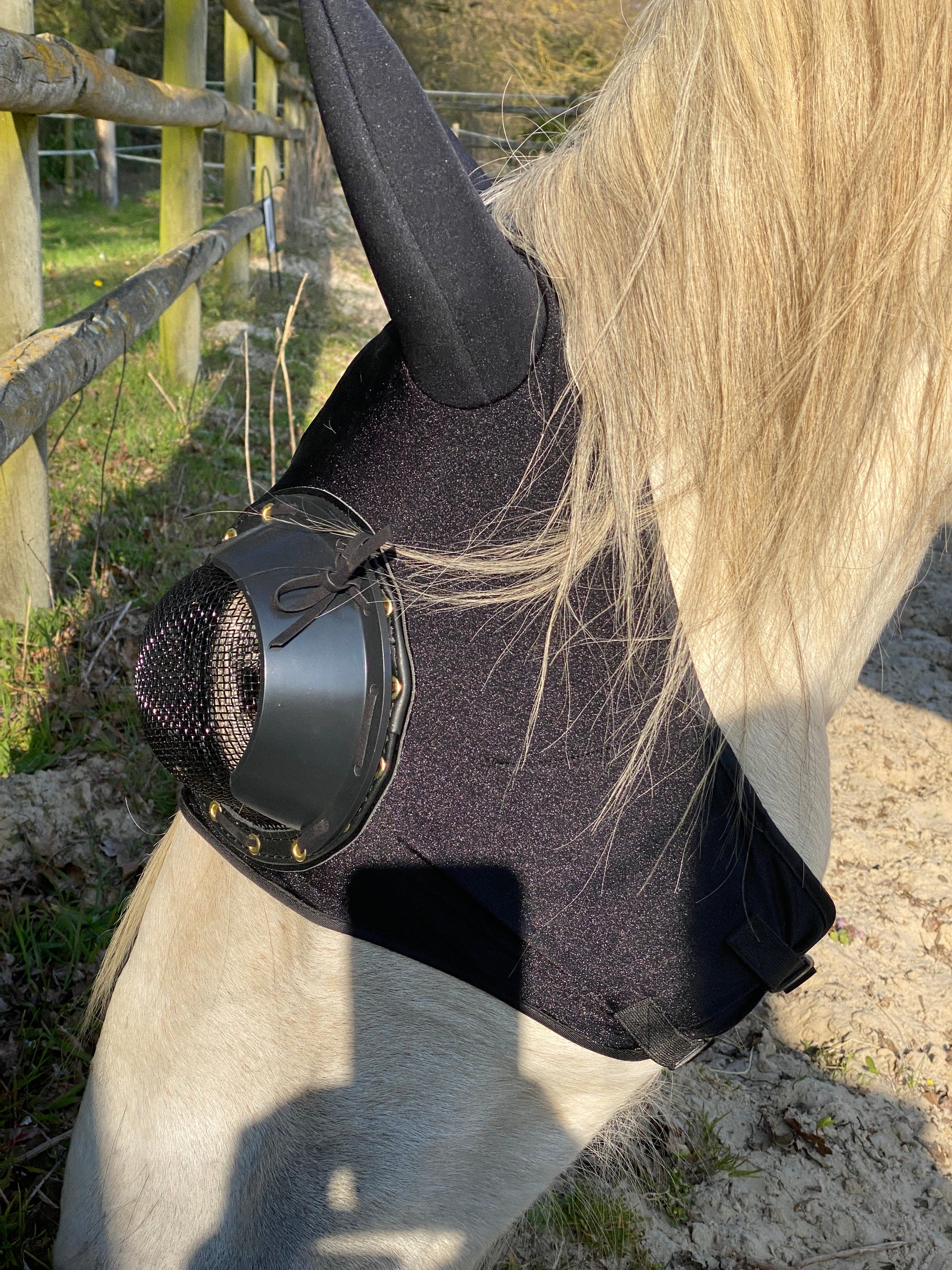 Zilco-masker, model Airlite met oorkappen