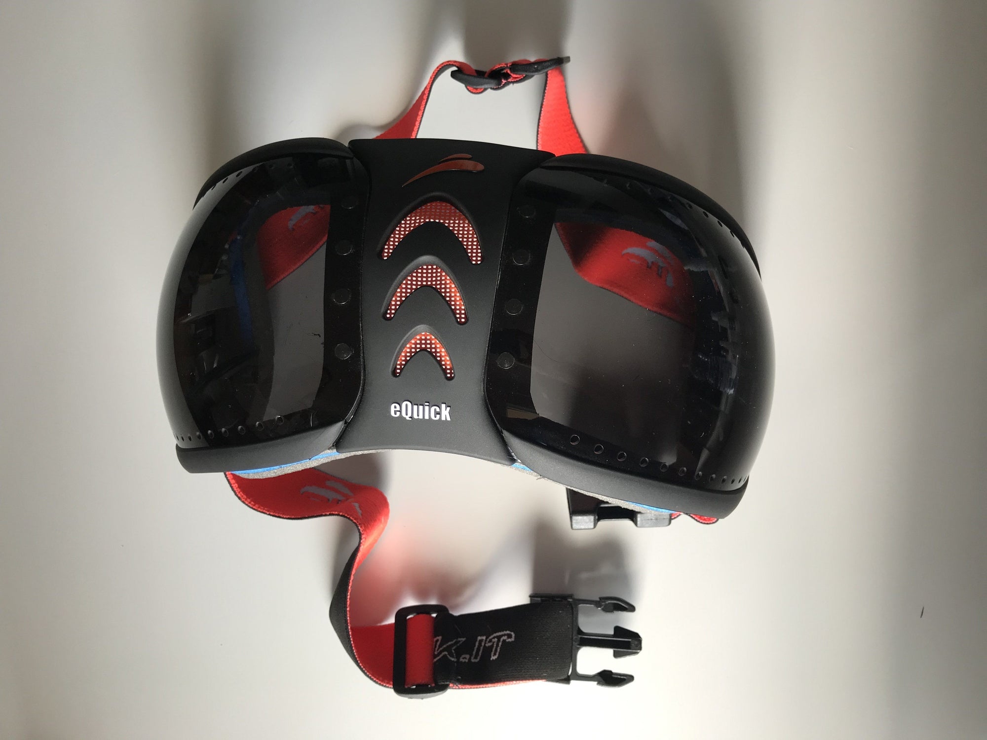Pakket eVysor + Premium equidiva-masker met oorkappen