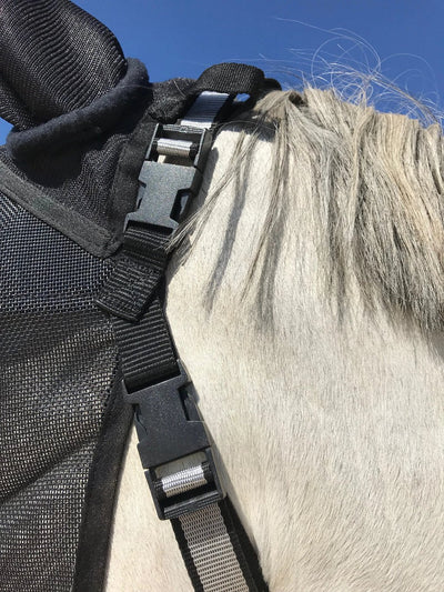 Masque cheval léger Equivizor anti-UV avec cache-oreilles contre l'uvéite équine - Equidiva